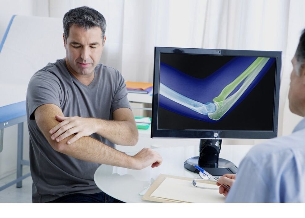 arthrosis of the elbow joint in the X -ray image